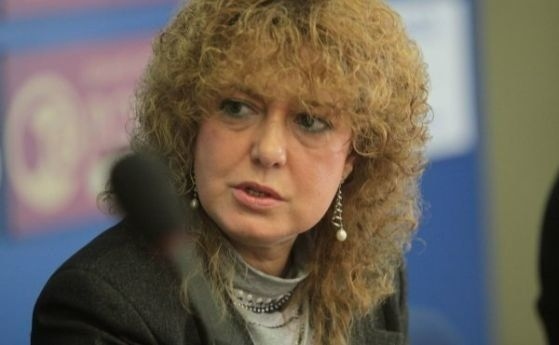 Галина Захарова е единствения кандидат да наследи Лозан Панов
