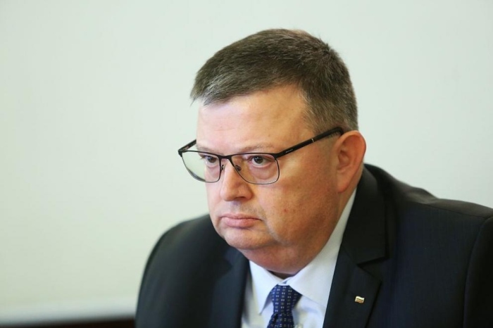 Сотир Цацаров официално внесе оставката си в парламента