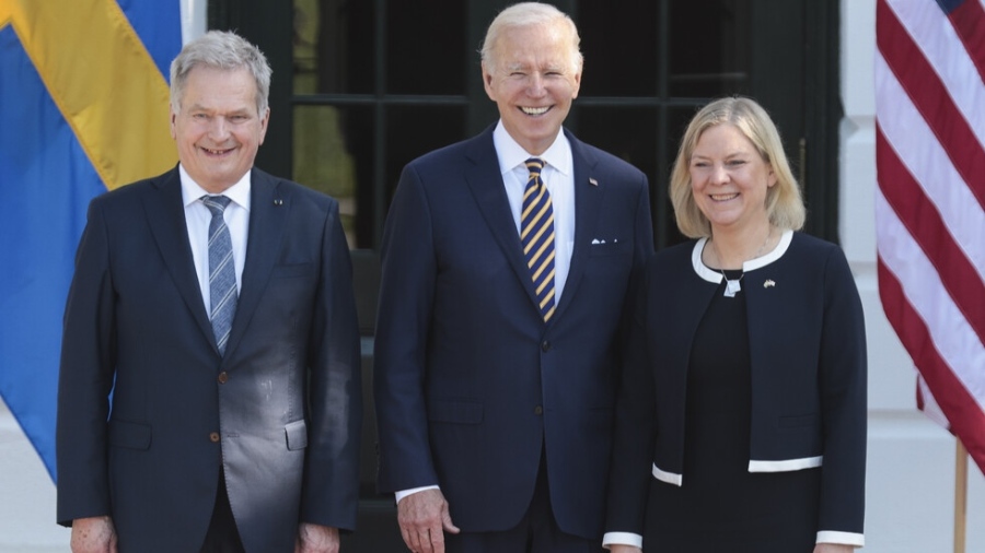 Байдън посрещна лидерите на Финландия и Швеция в Белия дом