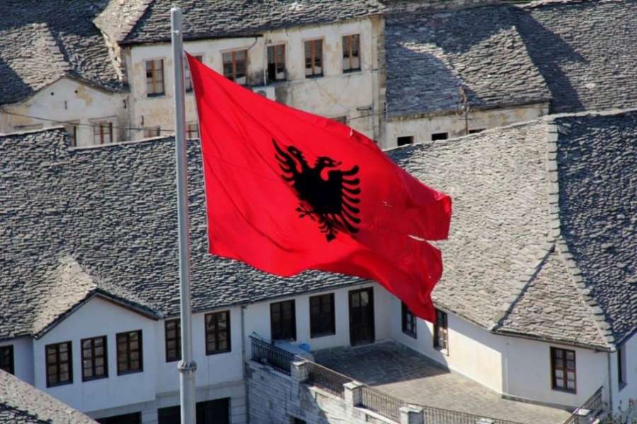 Албания праща свои военни формирования в България