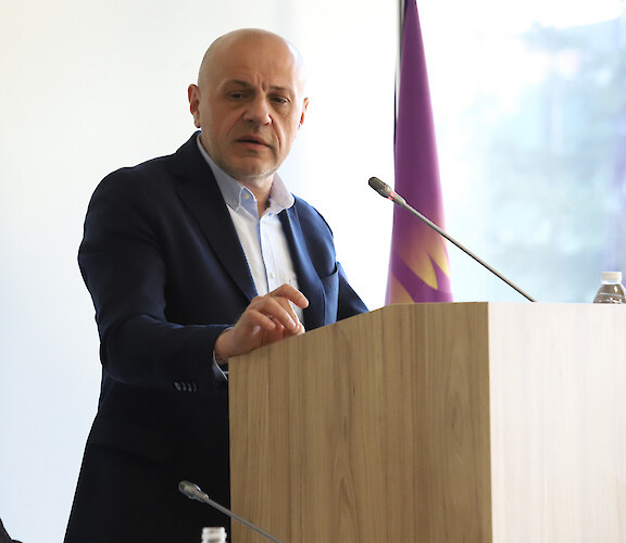 Дончев: Титулярно правителство и борбата с инфлацията са основни приоритети