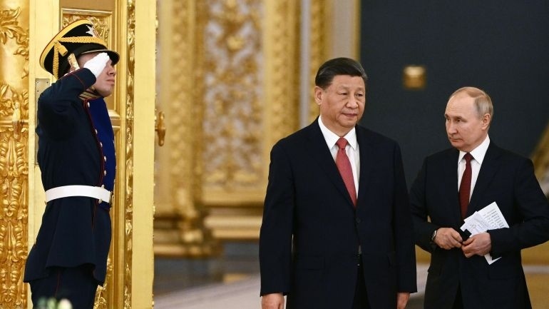 Путин е готов да приеме китайския мирен план, но без главното-териториалната цялост на Украйна