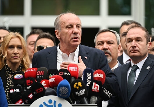 Един от четиримата кандидати за президент на Турция Мухарем Индже обяви, че оттегля кандидатурата си