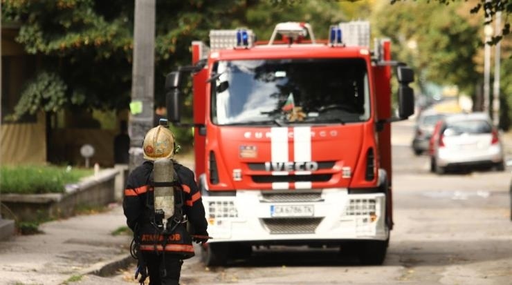 Батерия на електрическа тротинетка избухна в жилищна сграда в София