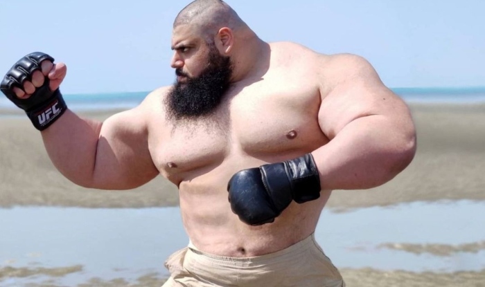 Иранския Хълк демонстрира трансформацията си след 9 месеца бокс