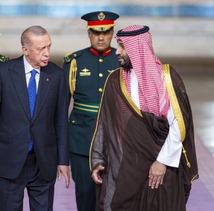 Турция подписа със Саудитска Арабия най-голямото споразумение за износ в областта на отбраната и авиацията
