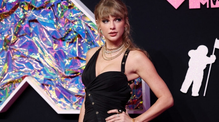 Тейлър Суифт триумфира на видео музикалните награди на MTV
