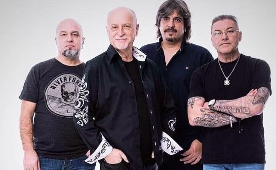 Рок групата Сигнал празнува 45 години с 45 артисти на сцената