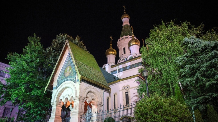 България експулсира висш духовник и двама служители на Руската църква