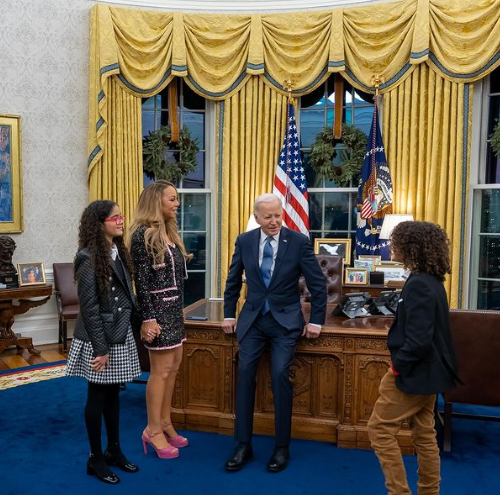 Марая Кери и близнаците ѝ се срещнаха с Джо Байдън в Белия дом