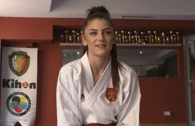 17-годишната Теодора Цанева оглави световната ранглиста в каратето