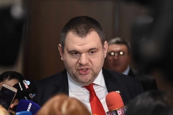 Пеевски подаде сигнал за незабавно разследване на дефицита на инсулин в страната