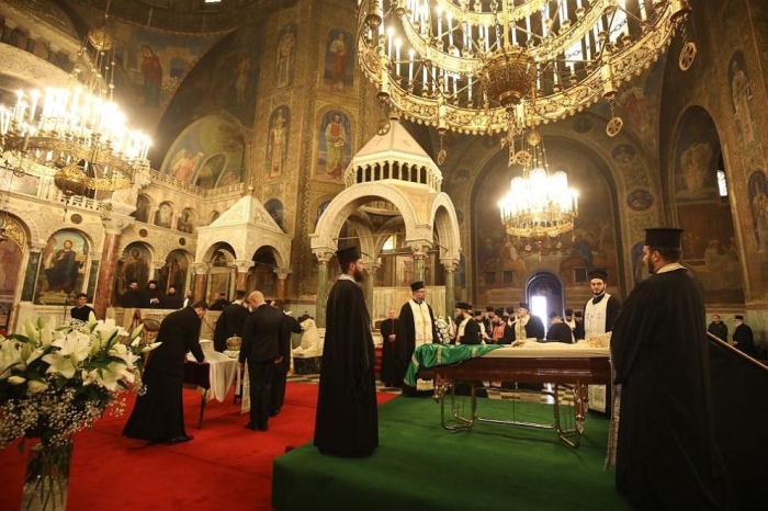 Митрополит Киприан с подробности за погребението на патриарх Неофит