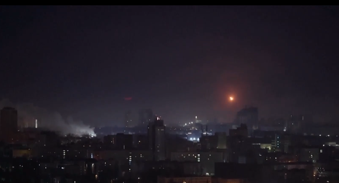 Серия от експлозии разтърси Киев при поредно ракетно нападение на Русия